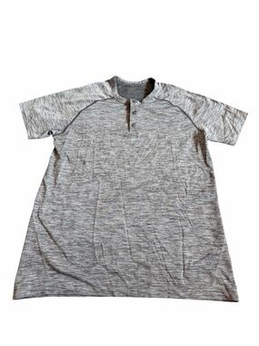 Lululemon metal vent t-shirt men’s medium